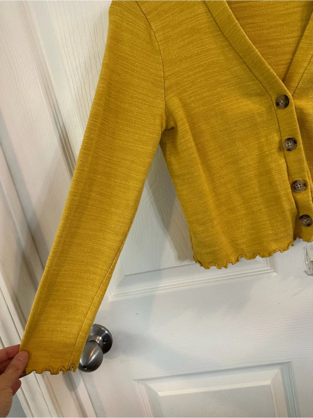 Old Navy Mustard Cropped V-Neck Button Cardigan